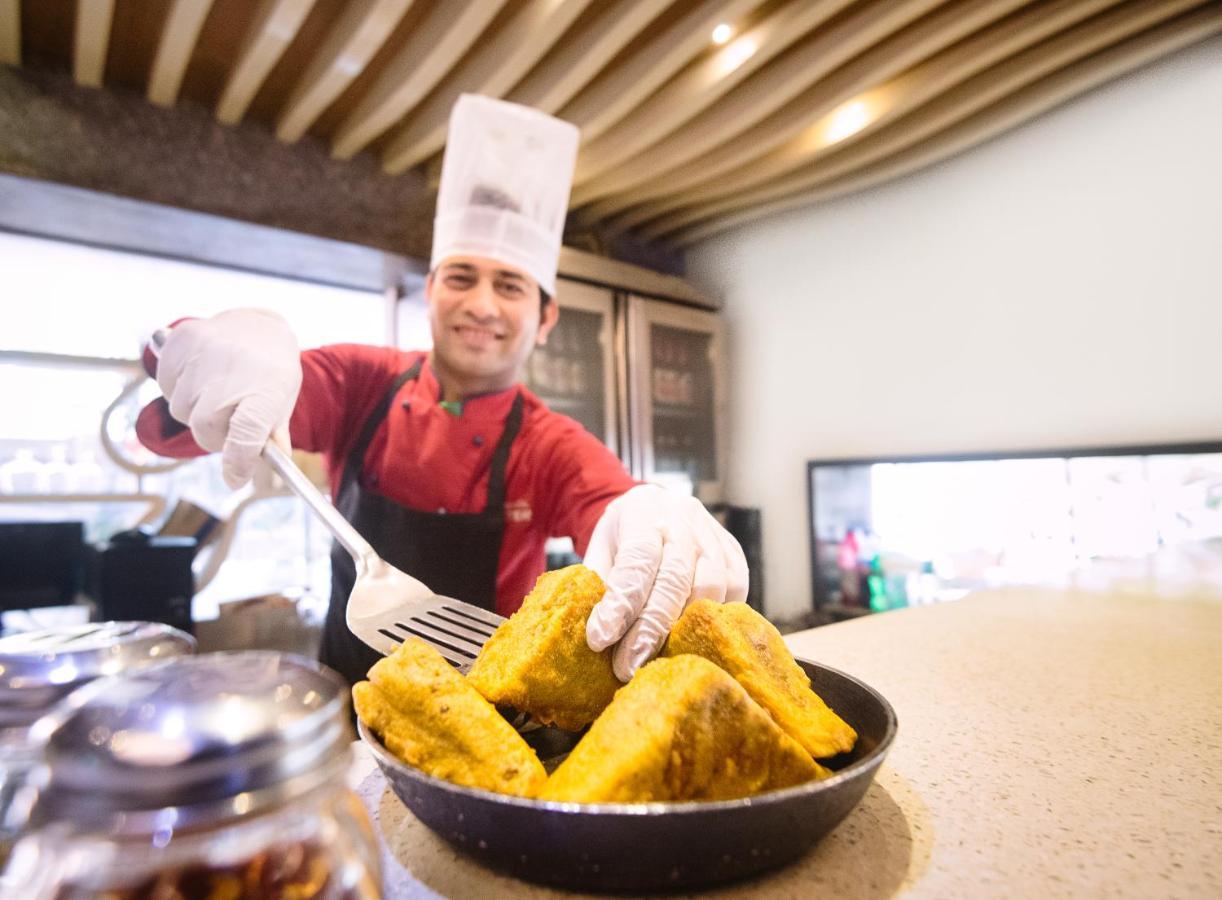 Hotel Oriental Aster - Mumbai International Airport מראה חיצוני תמונה